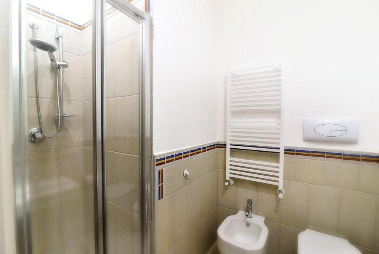 Santi E Saraceni Rooms Salerno Buitenkant foto