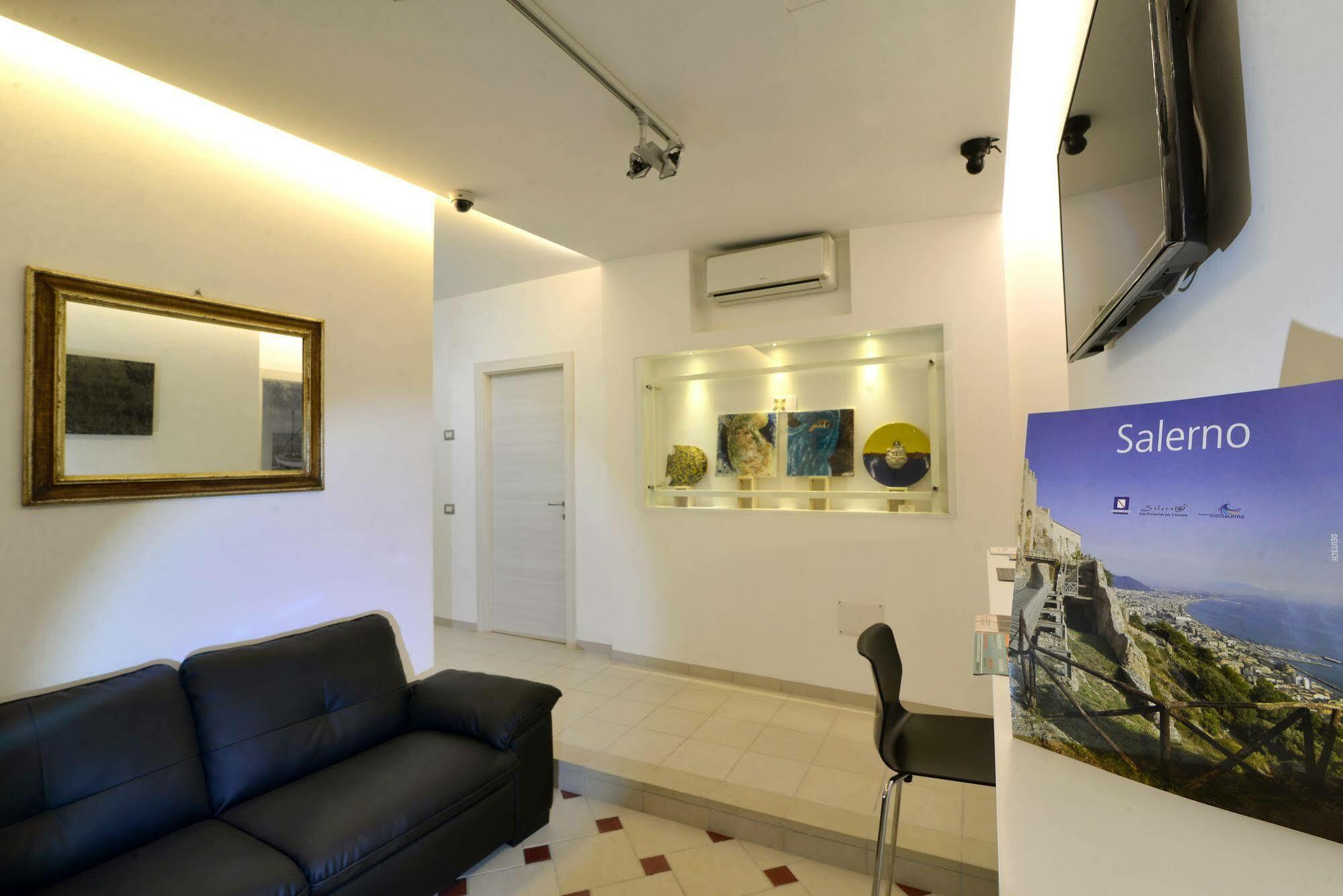 Santi E Saraceni Rooms Salerno Buitenkant foto
